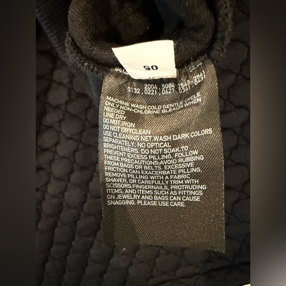 Uniqlo Black Quilted Puffed Diamond Textured Flounced Midi Skirt Flared Medium - Picture 6 of 8